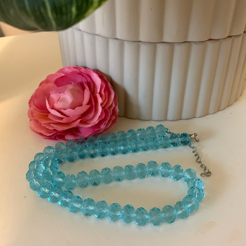 Stone beads necklace